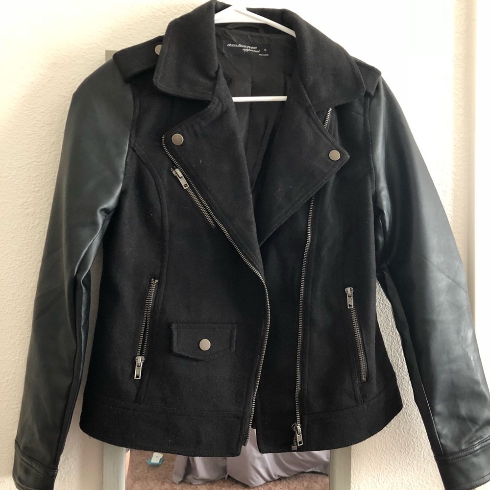 Moto jacket - Picture 2 of 5